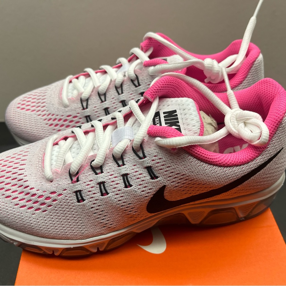 Women’s Nike Air Max Tailwind 8 - Brand New in Box - Size 6.5